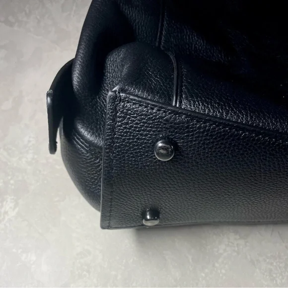 NWOT Coach Dalton Bag 31 pebble black - Picture 6 of 9